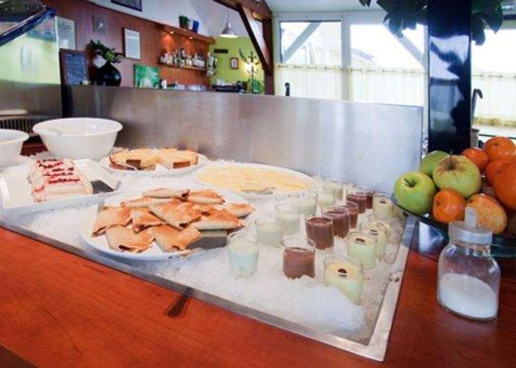 Sky Hotel Goussainville Charles De Gaulle מסעדה תמונה