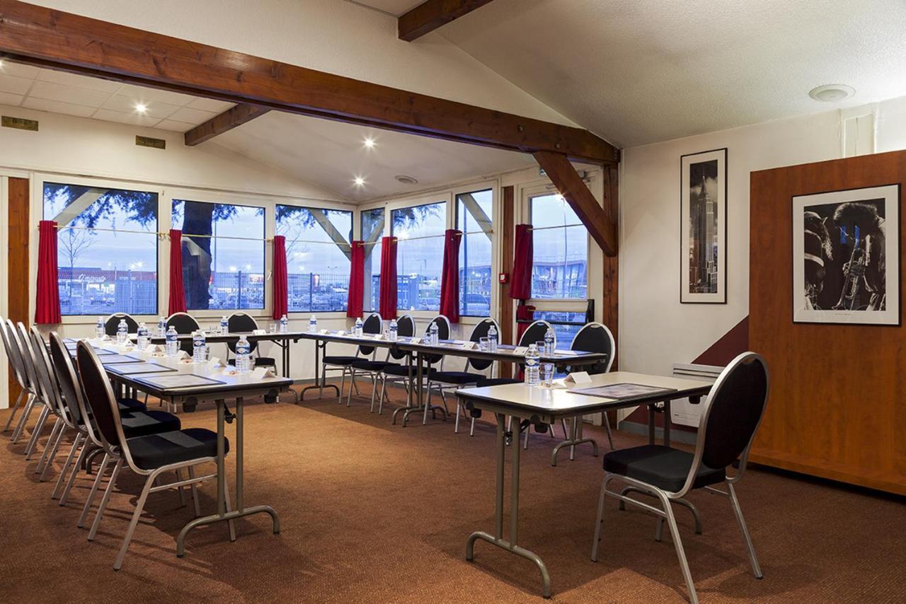 Sky Hotel Goussainville Charles De Gaulle מראה חיצוני תמונה