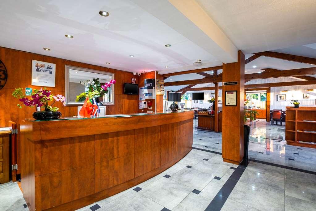 Sky Hotel Goussainville Charles De Gaulle מראה פנימי תמונה