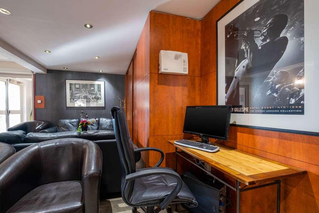 Sky Hotel Goussainville Charles De Gaulle מתקנים תמונה