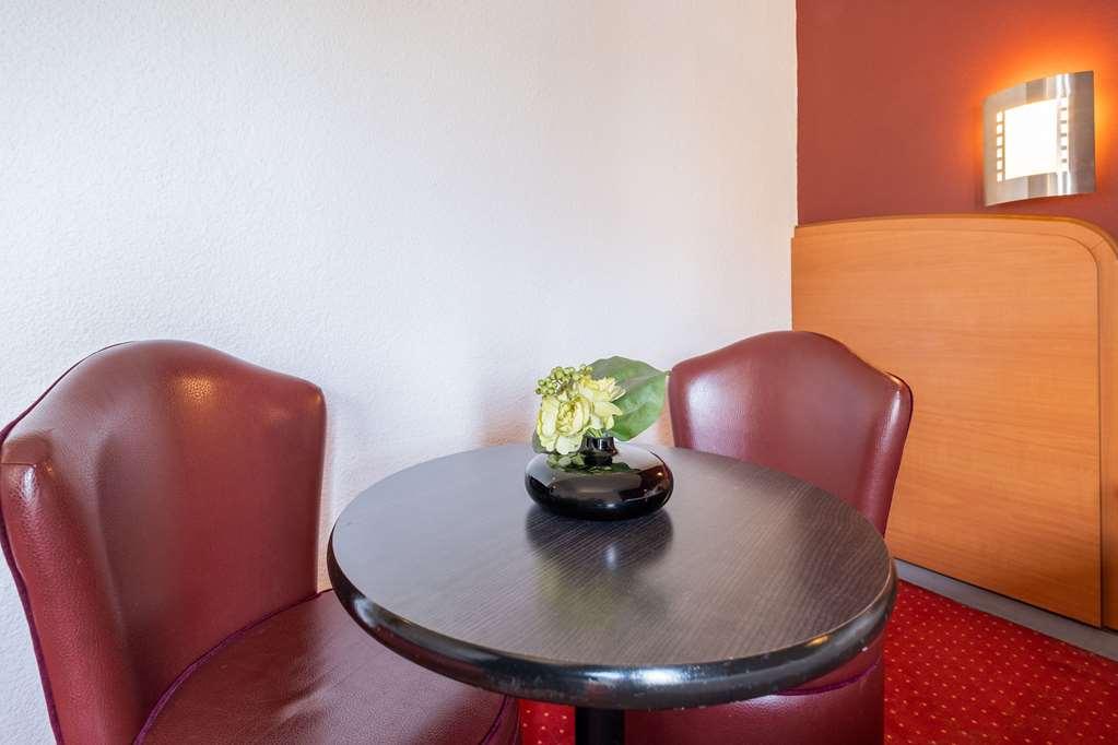 Sky Hotel Goussainville Charles De Gaulle חדר תמונה